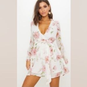PrettyLittleThing Floral Chiffon Double Tier Plunge Skater Dress Size 6